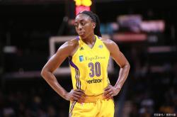 kaiyun开云登录入口 -橄榄球淘汰赛焦点战：雪域麒麟队逆转姑苏旋风队，客场强势带走胜利。二次进攻频频奏效的简单介绍