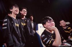 开云登录入口 - Karsa连续十五场比赛得分超过险胜，RNG不断突破！