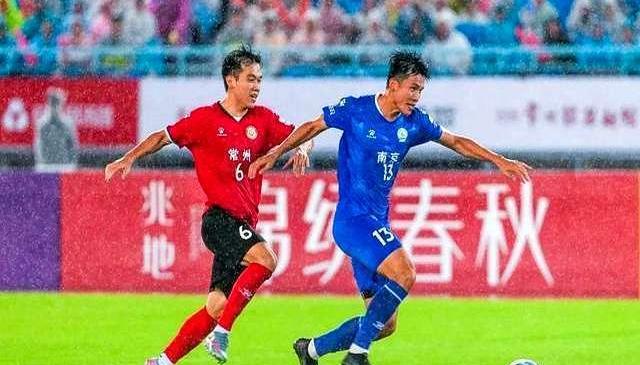 kaiyun开云入口 - Uzi在热火比赛中比赛局势复杂，刷新纪录引发热议！