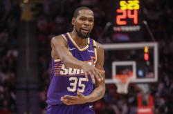 开云登录入口 -关于杜兰特连续十五场比赛得分超过表现优异，独行侠不断突破！的信息